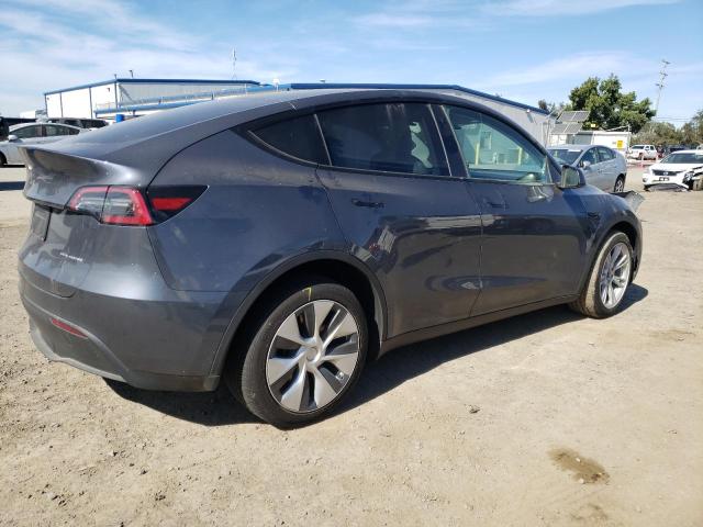 Photo 2 VIN: 7SAYGDEEXPF607550 - TESLA MODEL Y 