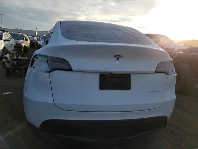 Photo 5 VIN: 7SAYGDEEXPF666128 - TESLA MODEL Y 