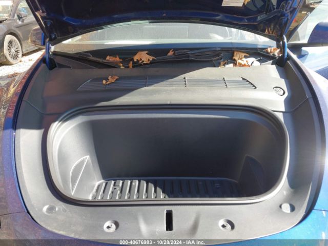 Photo 9 VIN: 7SAYGDEEXPF671507 - TESLA MODEL Y 