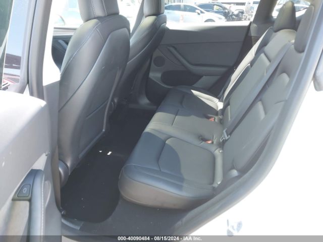 Photo 7 VIN: 7SAYGDEEXPF676013 - TESLA MODEL Y 