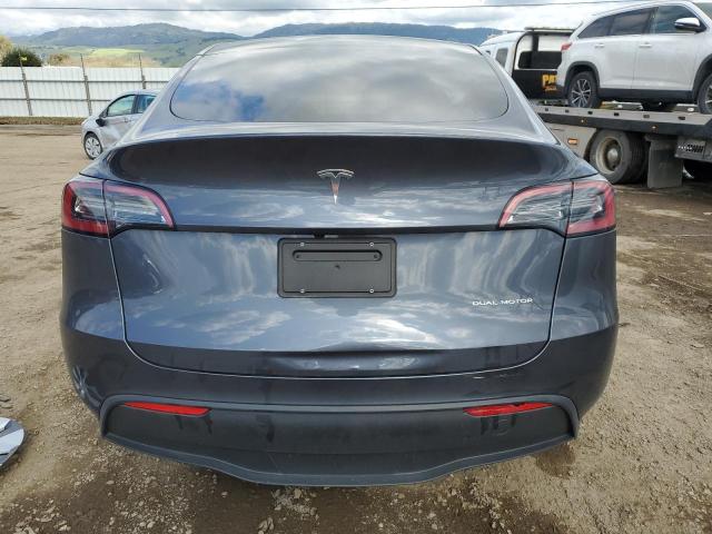 Photo 5 VIN: 7SAYGDEEXPF715912 - TESLA MODEL Y 