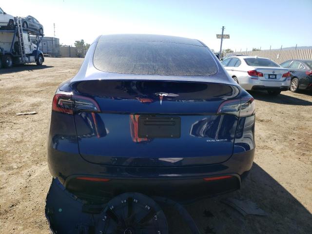 Photo 5 VIN: 7SAYGDEEXPF743256 - TESLA MODEL Y 