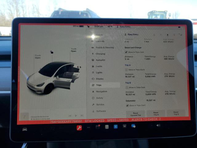 Photo 8 VIN: 7SAYGDEEXPF758551 - TESLA MODEL Y 