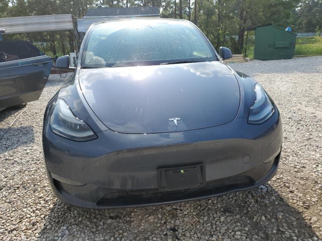 Photo 4 VIN: 7SAYGDEEXPF767007 - TESLA MODEL Y 