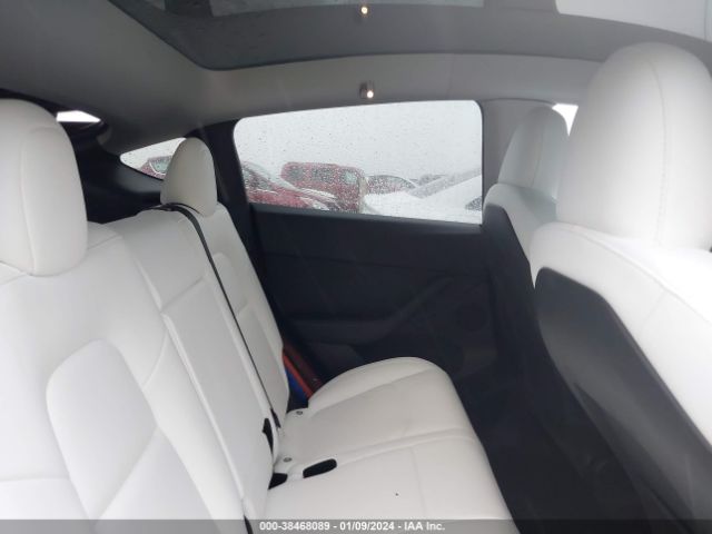 Photo 7 VIN: 7SAYGDEEXPF789654 - TESLA MODEL Y 