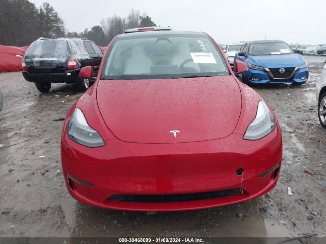 Photo 9 VIN: 7SAYGDEEXPF789654 - TESLA MODEL Y 