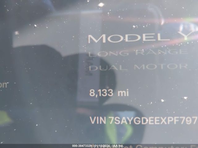 Photo 6 VIN: 7SAYGDEEXPF797379 - TESLA MODEL Y 