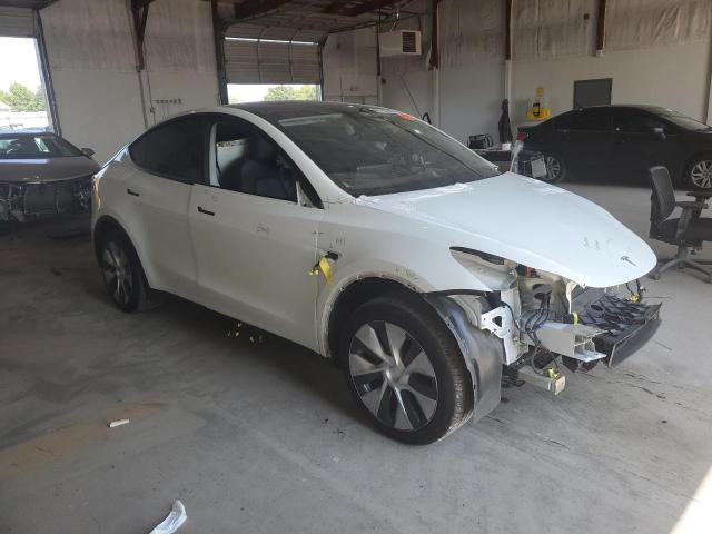 Photo 3 VIN: 7SAYGDEEXPF823348 - TESLA MODEL Y 