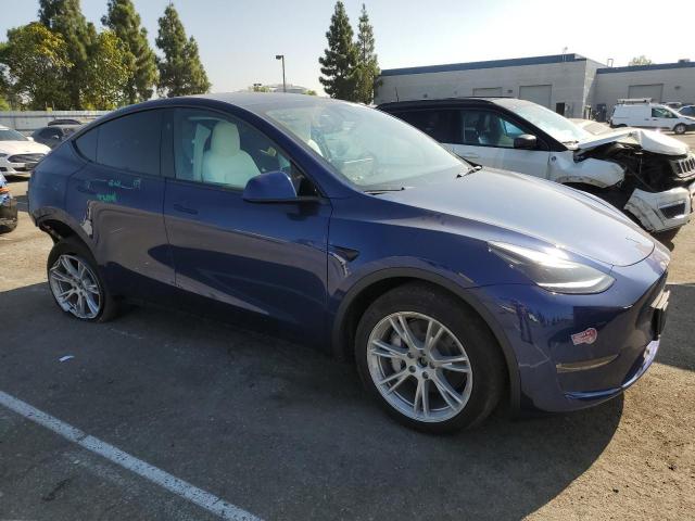 Photo 3 VIN: 7SAYGDEEXPF836097 - TESLA MODEL Y 