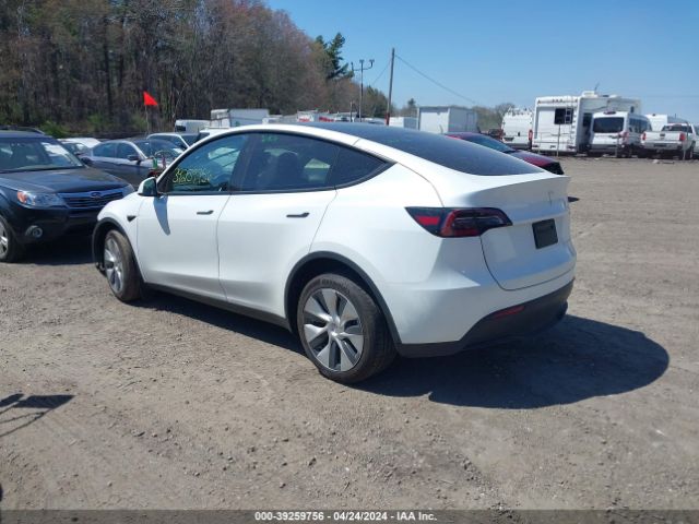 Photo 2 VIN: 7SAYGDEEXPF875644 - TESLA MODEL Y 