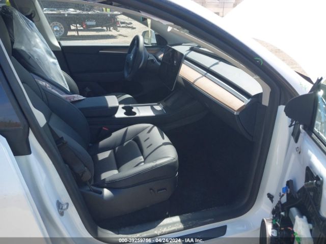 Photo 4 VIN: 7SAYGDEEXPF875644 - TESLA MODEL Y 