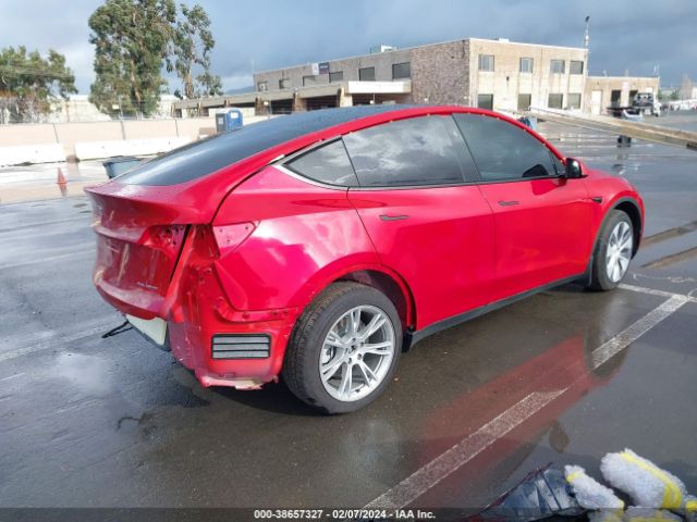 Photo 3 VIN: 7SAYGDEEXPF908934 - TESLA MODEL Y 