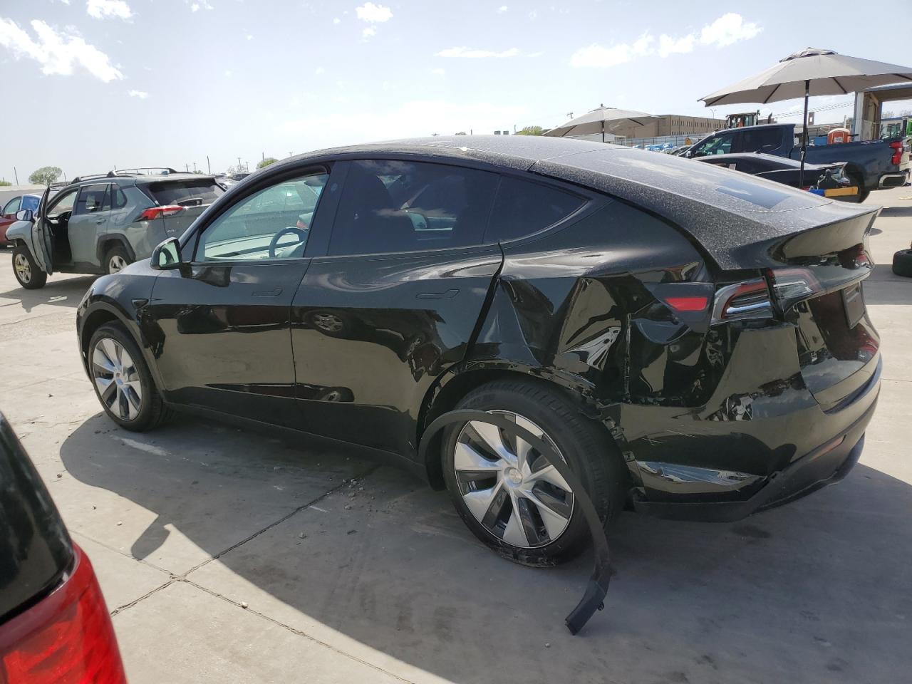 Photo 1 VIN: 7SAYGDEEXRA221775 - TESLA MODEL Y 