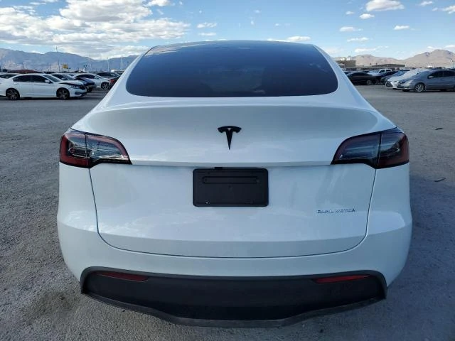 Photo 5 VIN: 7SAYGDEEXRA258194 - TESLA MODEL Y 