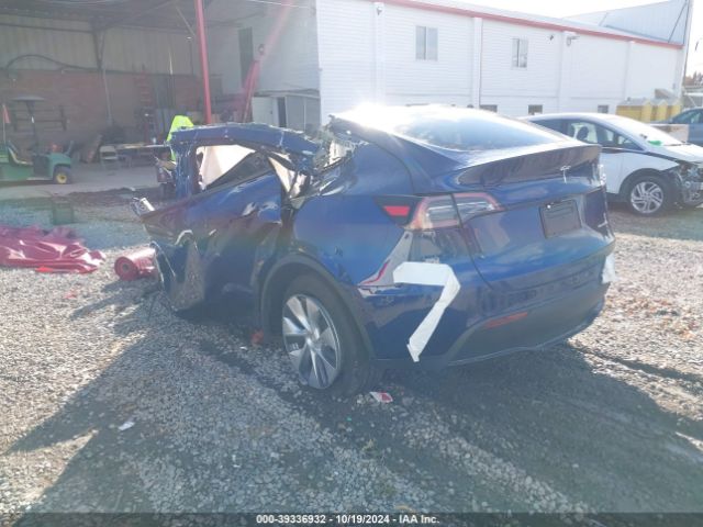 Photo 2 VIN: 7SAYGDEEXRA265159 - TESLA MODEL Y 