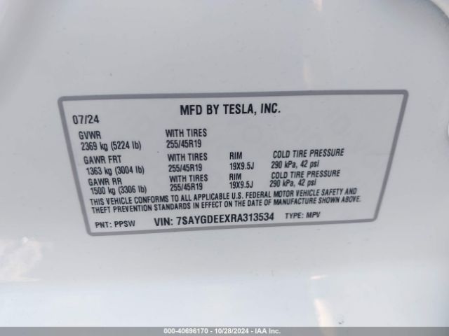 Photo 8 VIN: 7SAYGDEEXRA313534 - TESLA MODEL Y 