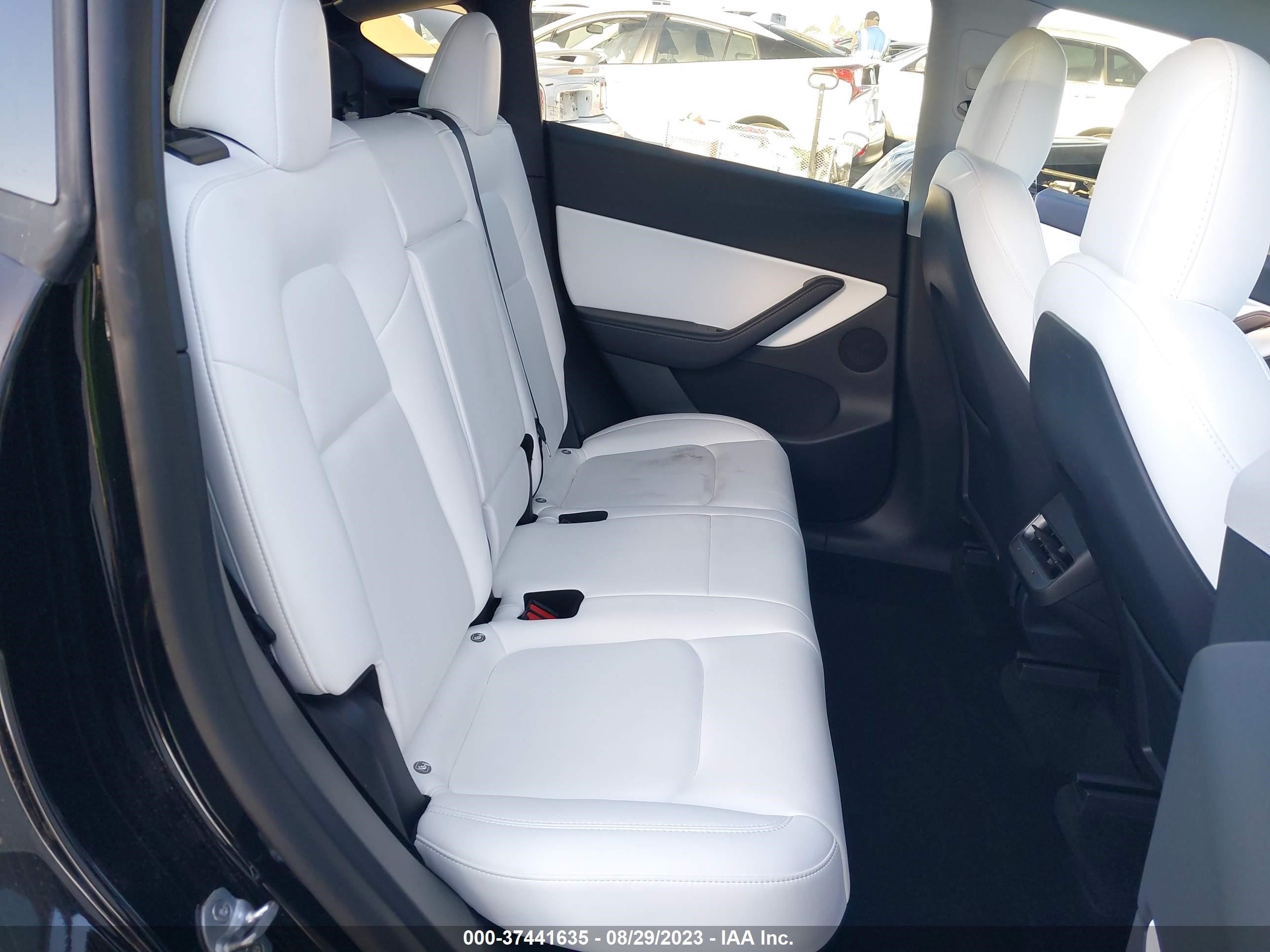 Photo 7 VIN: 7SAYGDEF0NF387888 - TESLA MODEL Y 