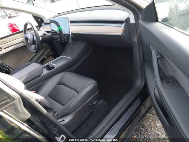 Photo 4 VIN: 7SAYGDEF0NF406262 - TESLA MODEL Y 