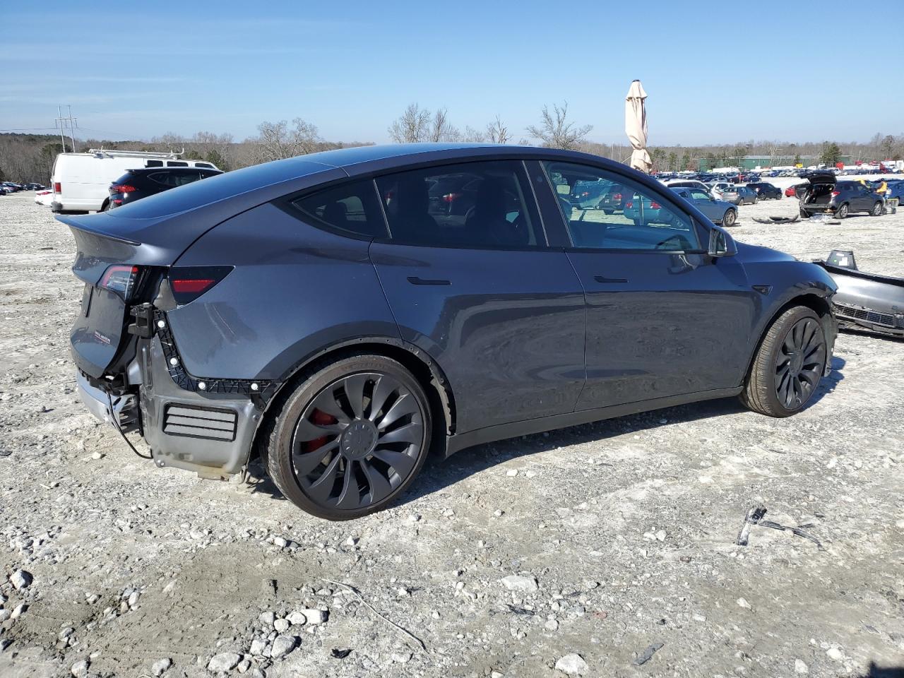 Photo 2 VIN: 7SAYGDEF0NF451993 - TESLA MODEL Y 