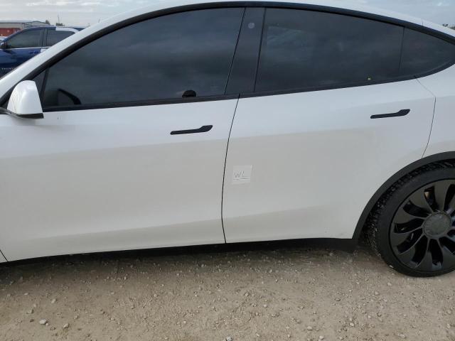 Photo 11 VIN: 7SAYGDEF0PF596728 - TESLA MODEL Y 