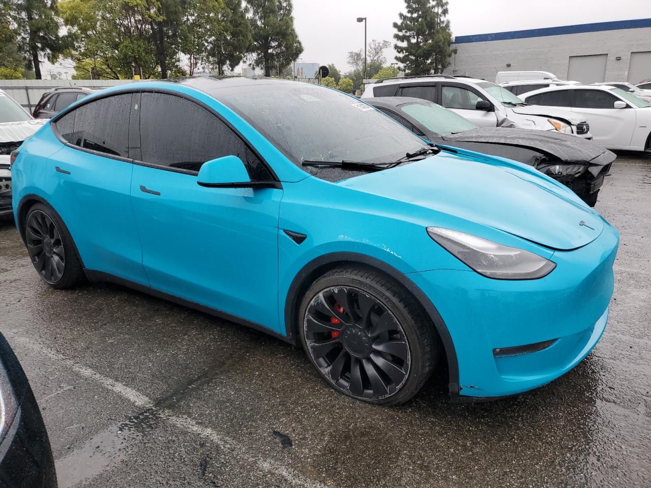 Photo 3 VIN: 7SAYGDEF0PF645006 - TESLA MODEL Y 