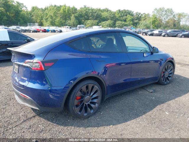 Photo 3 VIN: 7SAYGDEF0PF698109 - TESLA MODEL Y 