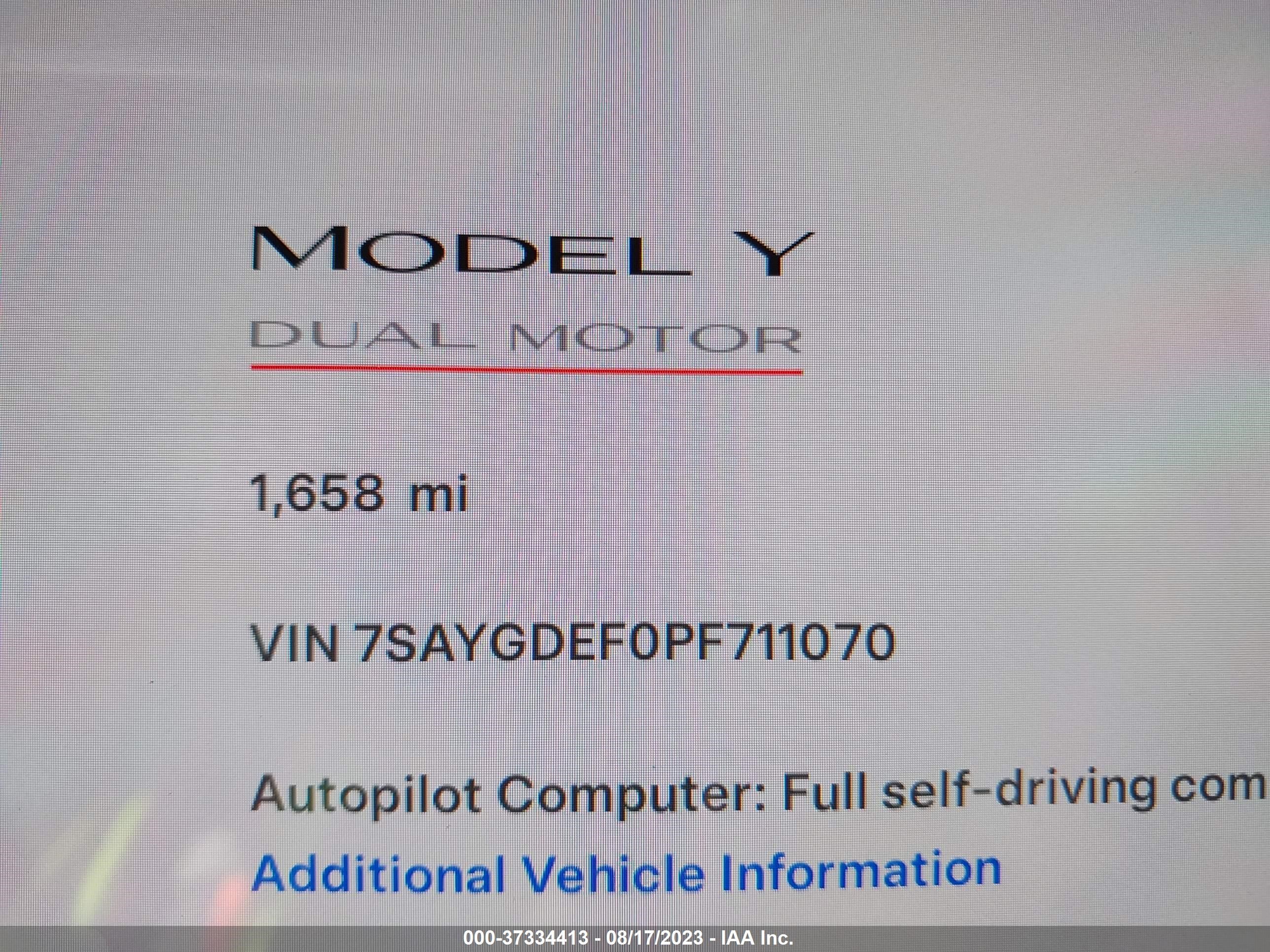 Photo 14 VIN: 7SAYGDEF0PF711070 - TESLA MODEL Y 