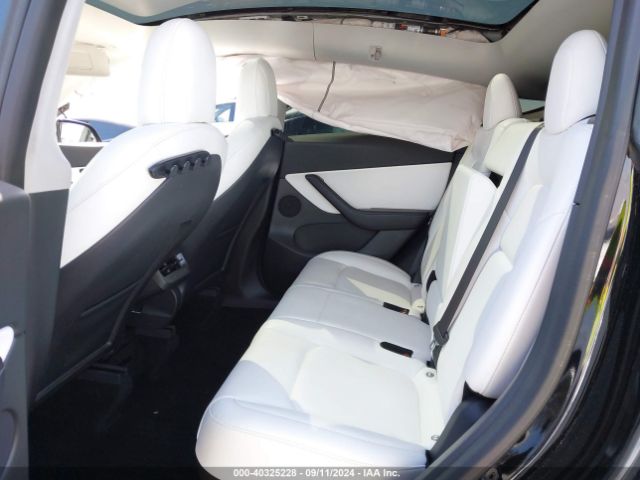 Photo 7 VIN: 7SAYGDEF1NF340918 - TESLA MODEL Y 