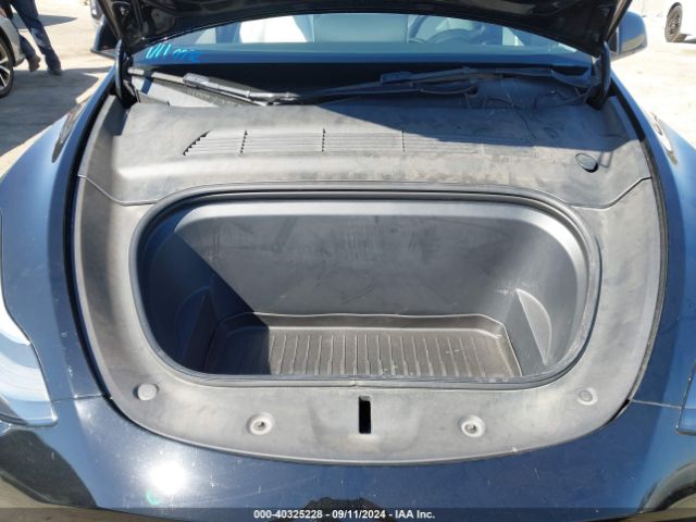 Photo 9 VIN: 7SAYGDEF1NF340918 - TESLA MODEL Y 