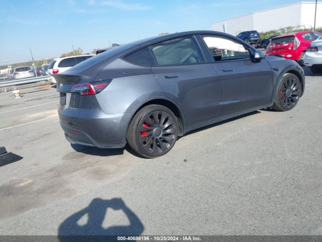 Photo 3 VIN: 7SAYGDEF1NF368587 - TESLA MODEL Y 