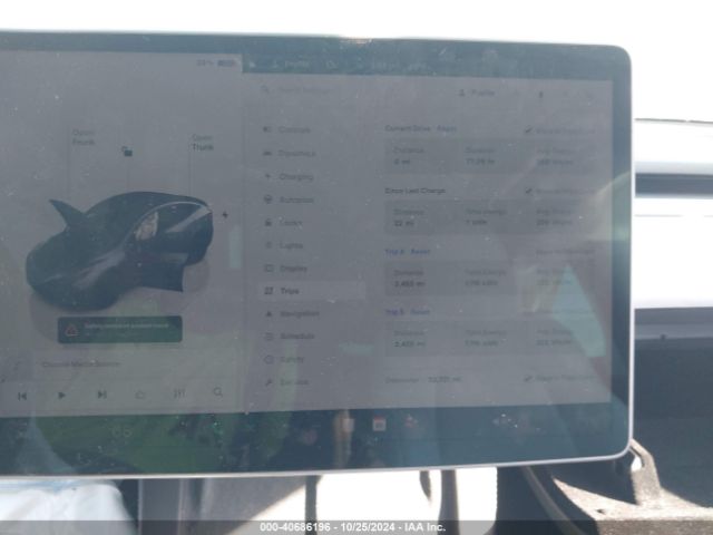 Photo 6 VIN: 7SAYGDEF1NF368587 - TESLA MODEL Y 