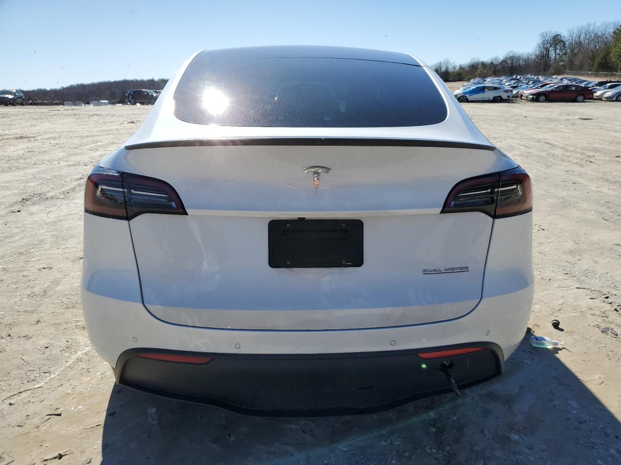 Photo 6 VIN: 7SAYGDEF1NF374096 - TESLA MODEL Y 