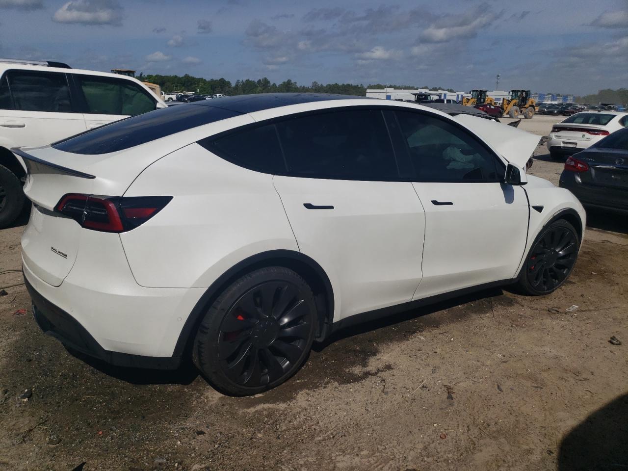 Photo 2 VIN: 7SAYGDEF1NF376849 - TESLA MODEL Y 