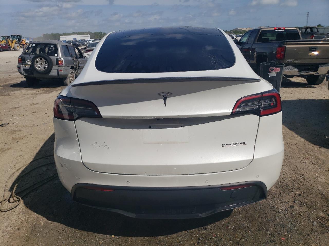 Photo 5 VIN: 7SAYGDEF1NF376849 - TESLA MODEL Y 