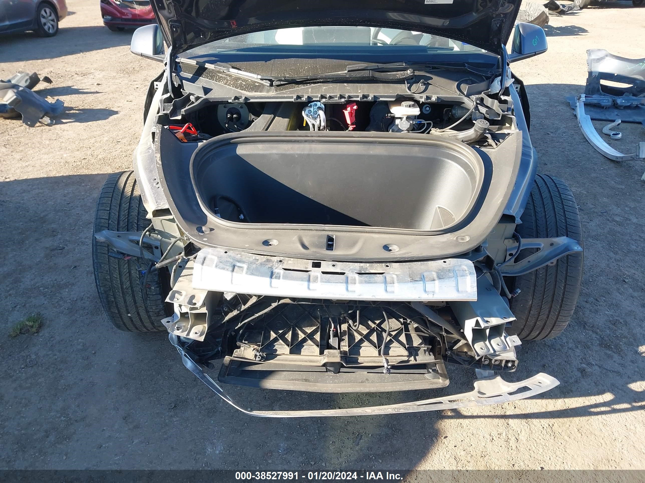 Photo 8 VIN: 7SAYGDEF1NF397393 - TESLA MODEL Y 