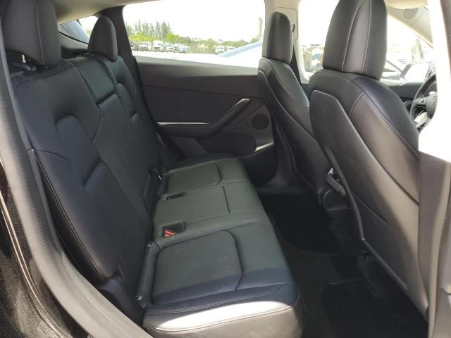 Photo 9 VIN: 7SAYGDEF1NF398656 - TESLA MODEL Y 