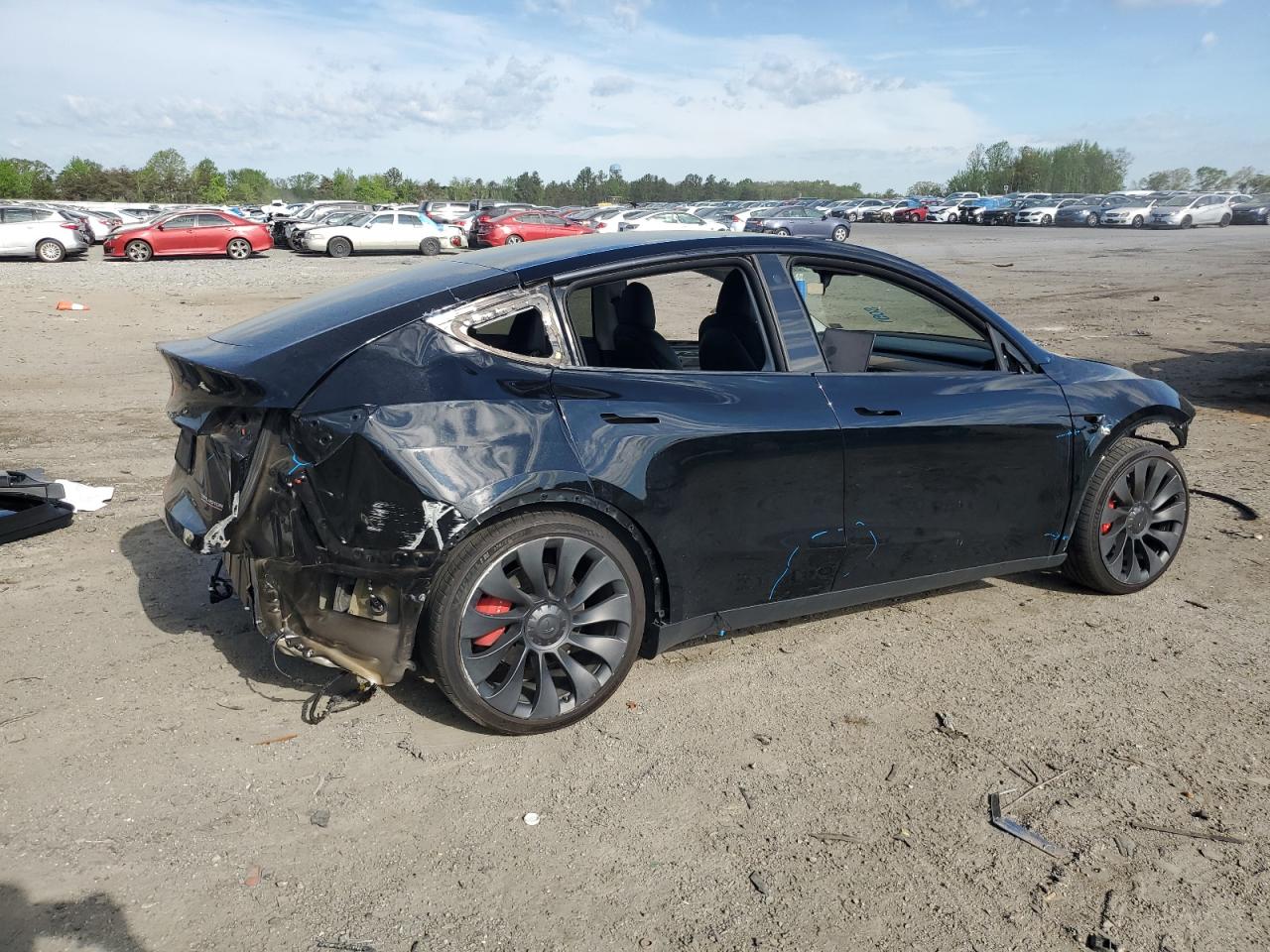 Photo 2 VIN: 7SAYGDEF1NF415343 - TESLA MODEL Y 