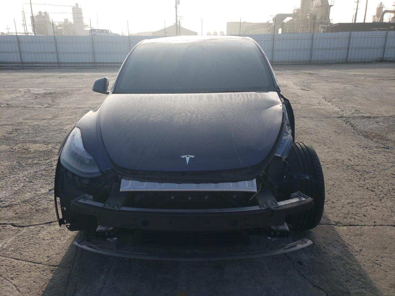 Photo 4 VIN: 7SAYGDEF1NF505141 - TESLA MODEL Y 