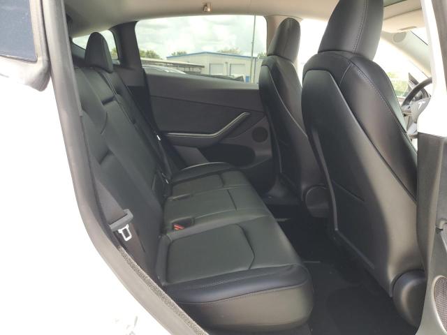 Photo 10 VIN: 7SAYGDEF1PF830259 - TESLA MODEL Y 