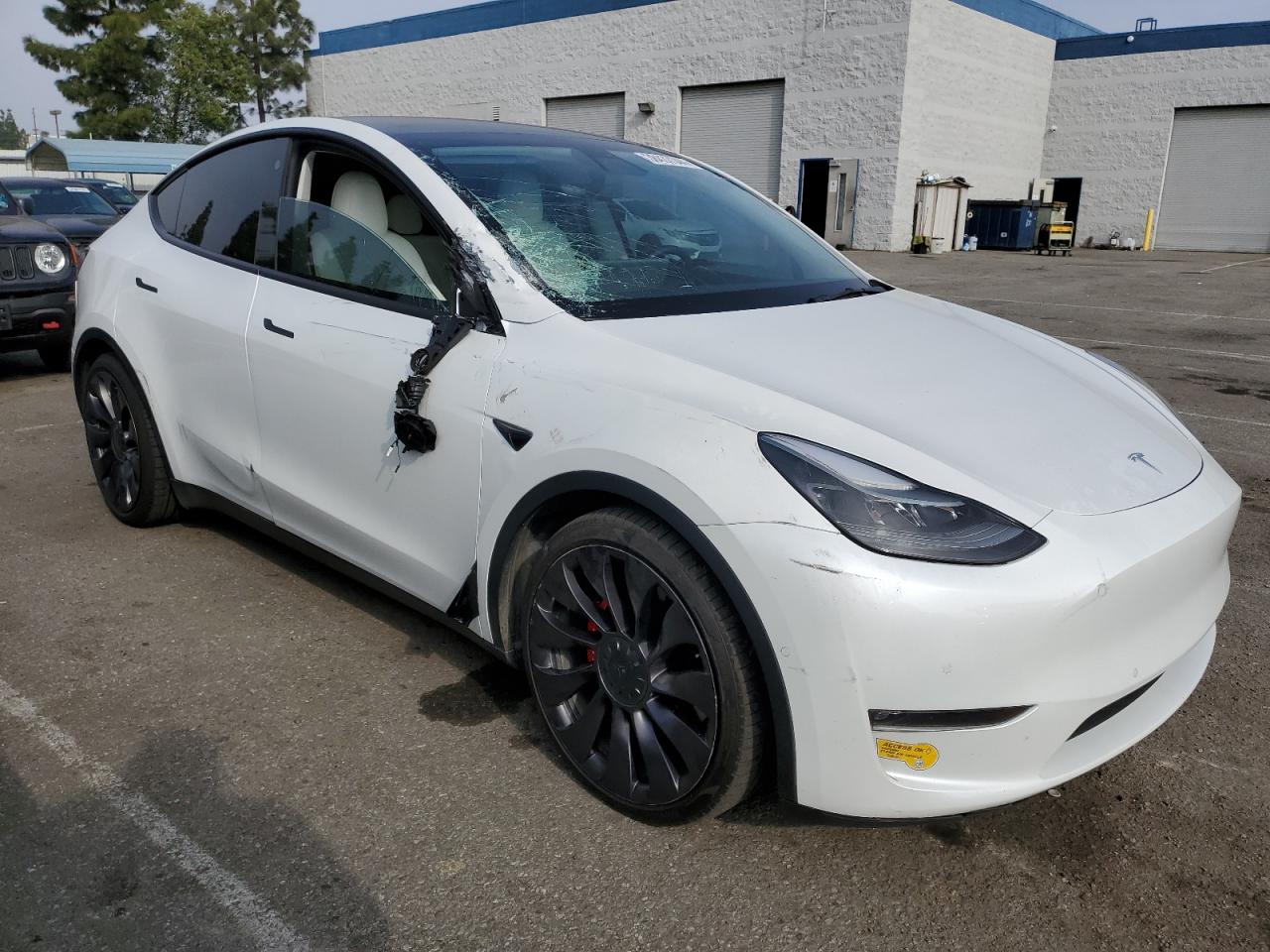 Photo 3 VIN: 7SAYGDEF2NF326252 - TESLA MODEL Y 