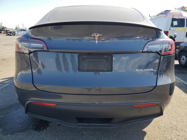 Photo 5 VIN: 7SAYGDEF2NF355590 - TESLA MODEL Y 