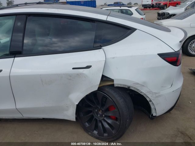 Photo 5 VIN: 7SAYGDEF2NF362667 - TESLA MODEL Y 