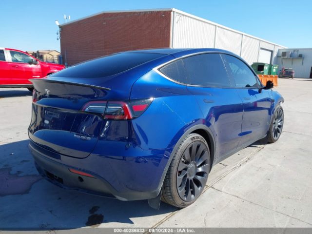 Photo 3 VIN: 7SAYGDEF2NF374852 - TESLA MODEL Y 