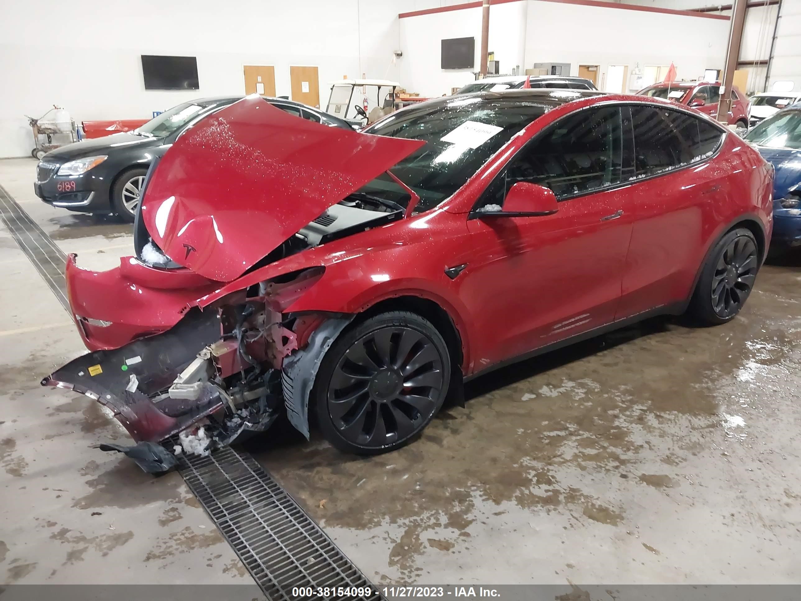 Photo 1 VIN: 7SAYGDEF2NF382420 - TESLA MODEL Y 