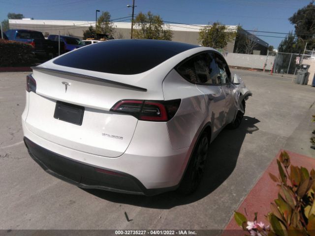 Photo 3 VIN: 7SAYGDEF2NF383759 - TESLA MODEL Y 