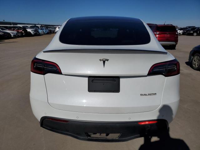 Photo 5 VIN: 7SAYGDEF2NF405758 - TESLA MODEL Y 