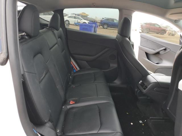 Photo 9 VIN: 7SAYGDEF2NF443989 - TESLA MODEL Y 