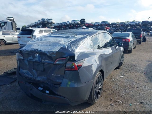 Photo 3 VIN: 7SAYGDEF2NF530243 - TESLA MODEL Y 