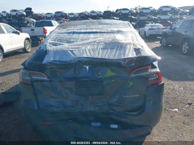 Photo 5 VIN: 7SAYGDEF2NF530243 - TESLA MODEL Y 