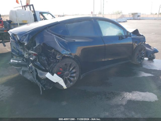 Photo 3 VIN: 7SAYGDEF2PF737721 - TESLA MODEL Y 